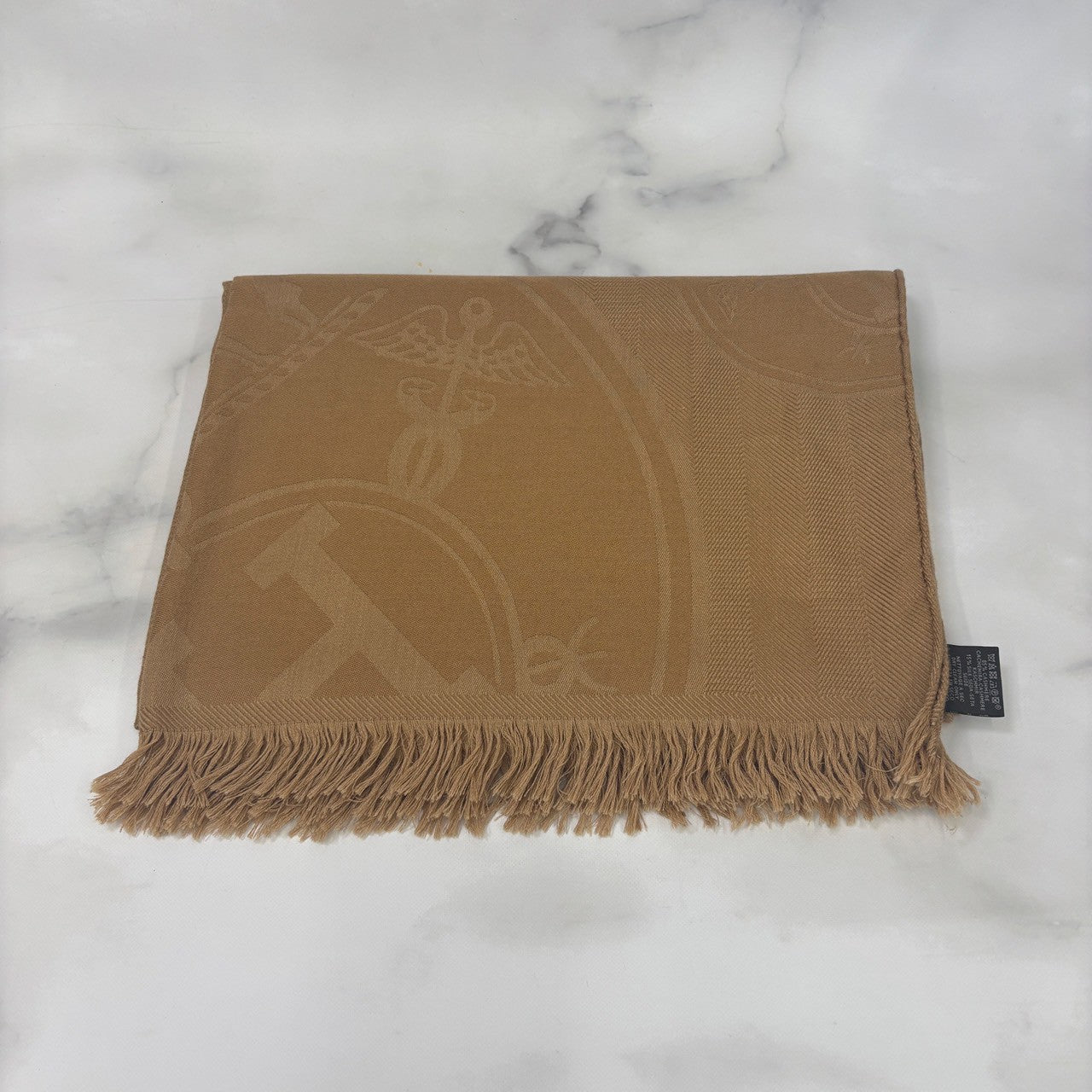 鑑定済み【 美品 】 エルメス 《 ニュー・リブリス 》 ベージュ カシシル 絹 ストール