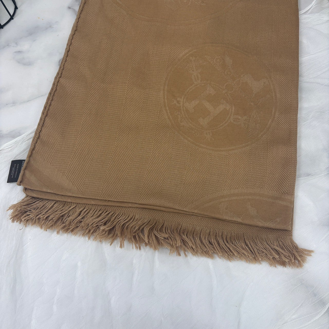 鑑定済み【 美品 】 エルメス 《 ニュー・リブリス 》 ベージュ カシシル 絹 ストール