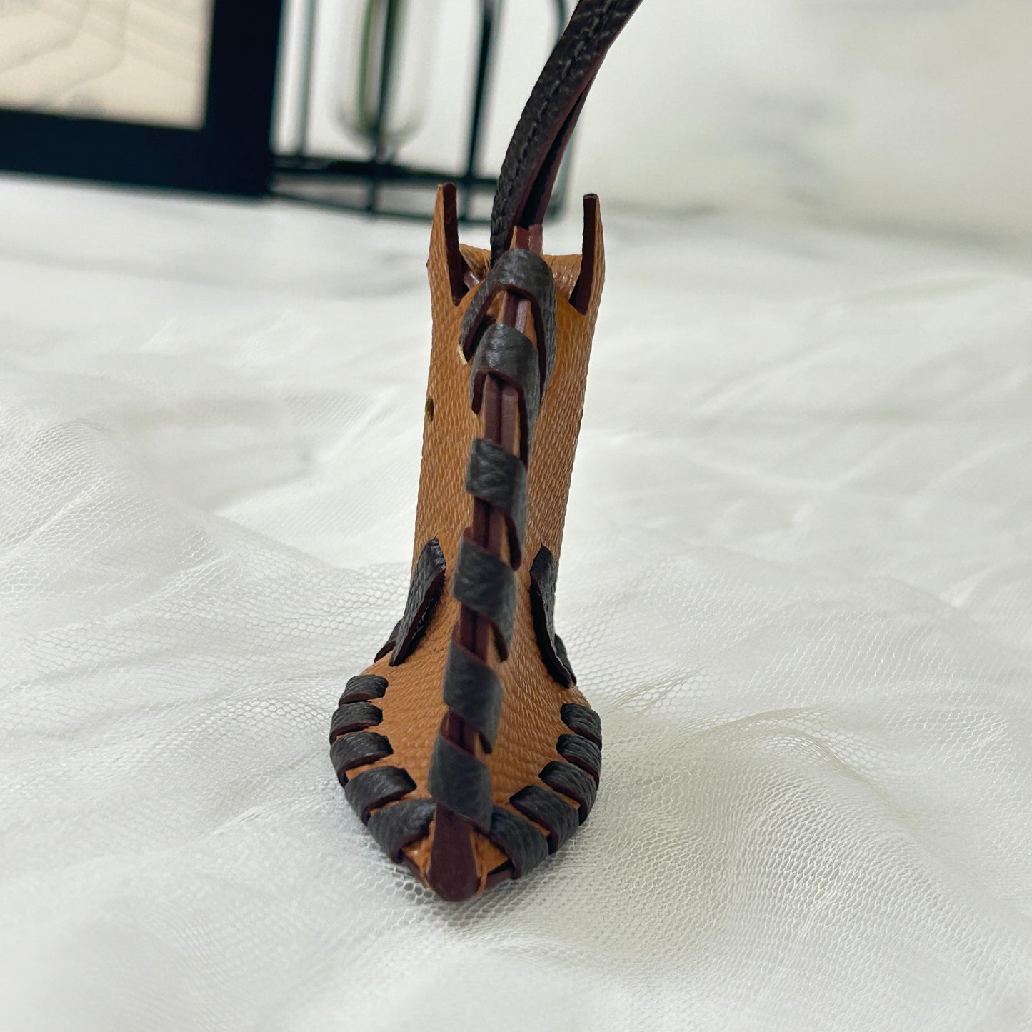 【 K刻印 2025年製 】エルメス 《 シュヴァル トレッセ 》 ゴールド ショコラ K刻印 レザー チャーム 馬 新品未使用