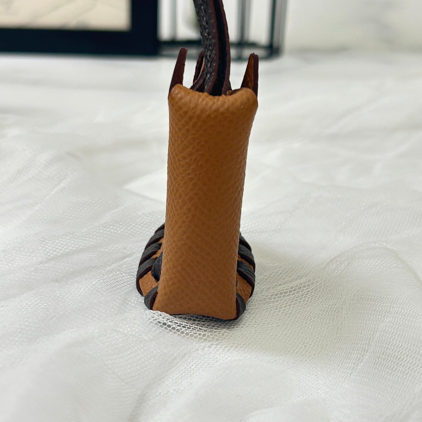 【 K刻印 2025年製 】エルメス 《 シュヴァル トレッセ 》 ゴールド ショコラ K刻印 レザー チャーム 馬 新品未使用