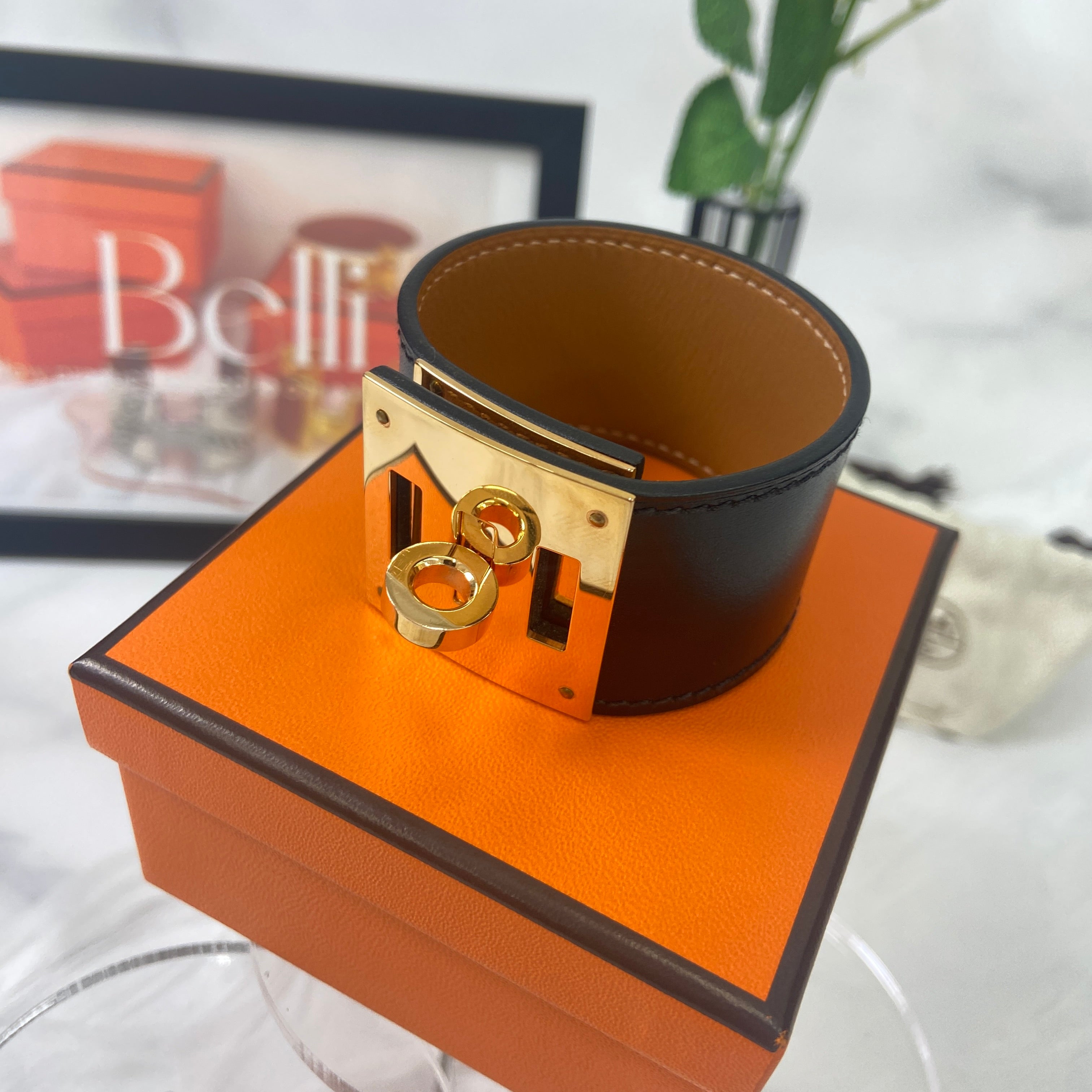 ハイブランドヴィンテージ通販 | セレクトショップ『Belli』 – BELLI