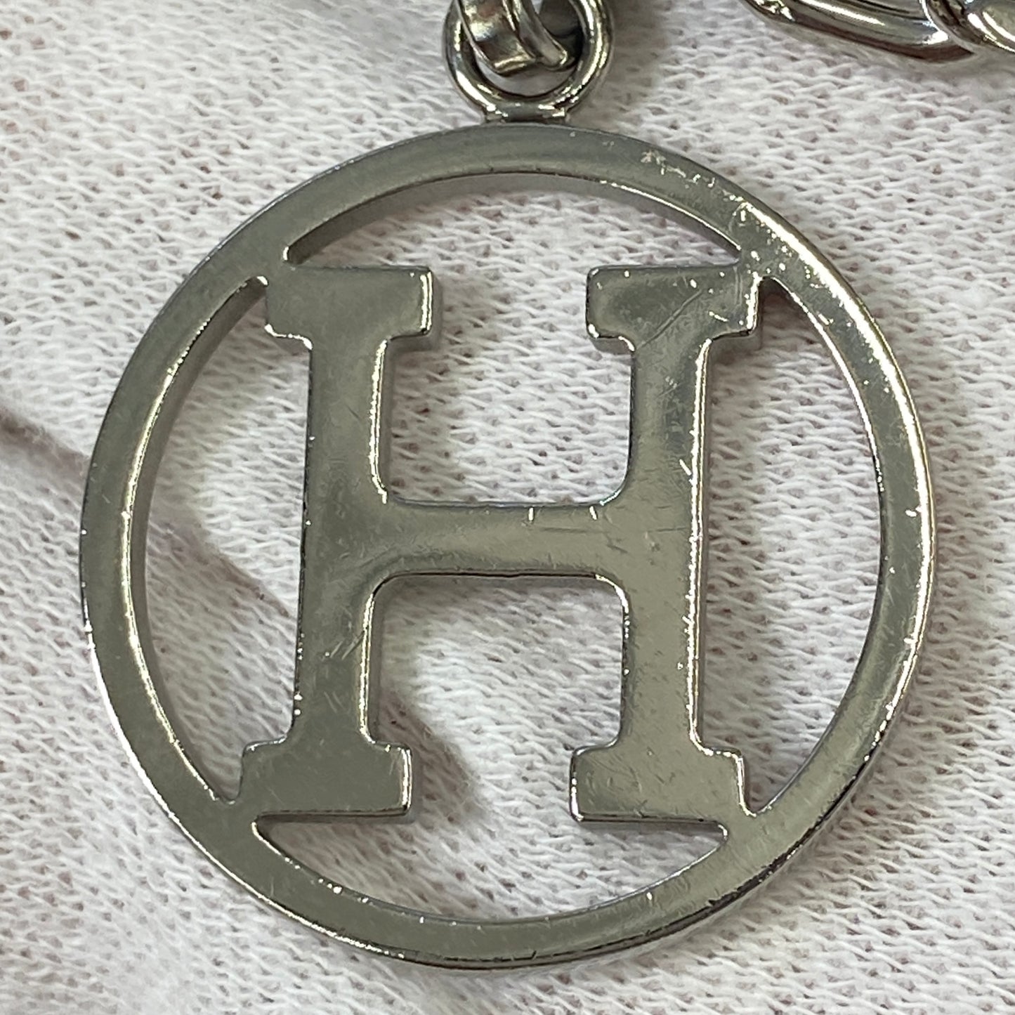 鑑定済み【 美品 】 エルメス 《 アミュレット 》 シルバー チャーム カデナ Hロゴ 犬 馬