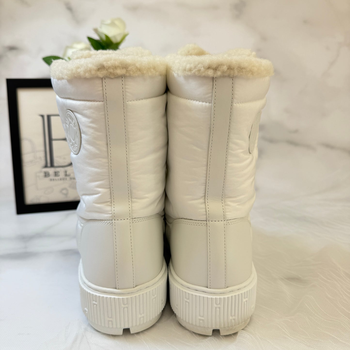 鑑定済み【 美品 】エルメス 《 フレッシュ 》 38 ( 24.5程度 ) ホワイト パラシュートファブリック ボア ブーツ セリエモチーフ