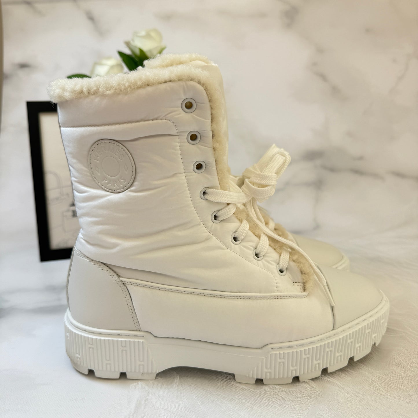 鑑定済み【 美品 】エルメス 《 フレッシュ 》 38 ( 24.5程度 ) ホワイト パラシュートファブリック ボア ブーツ セリエモチーフ