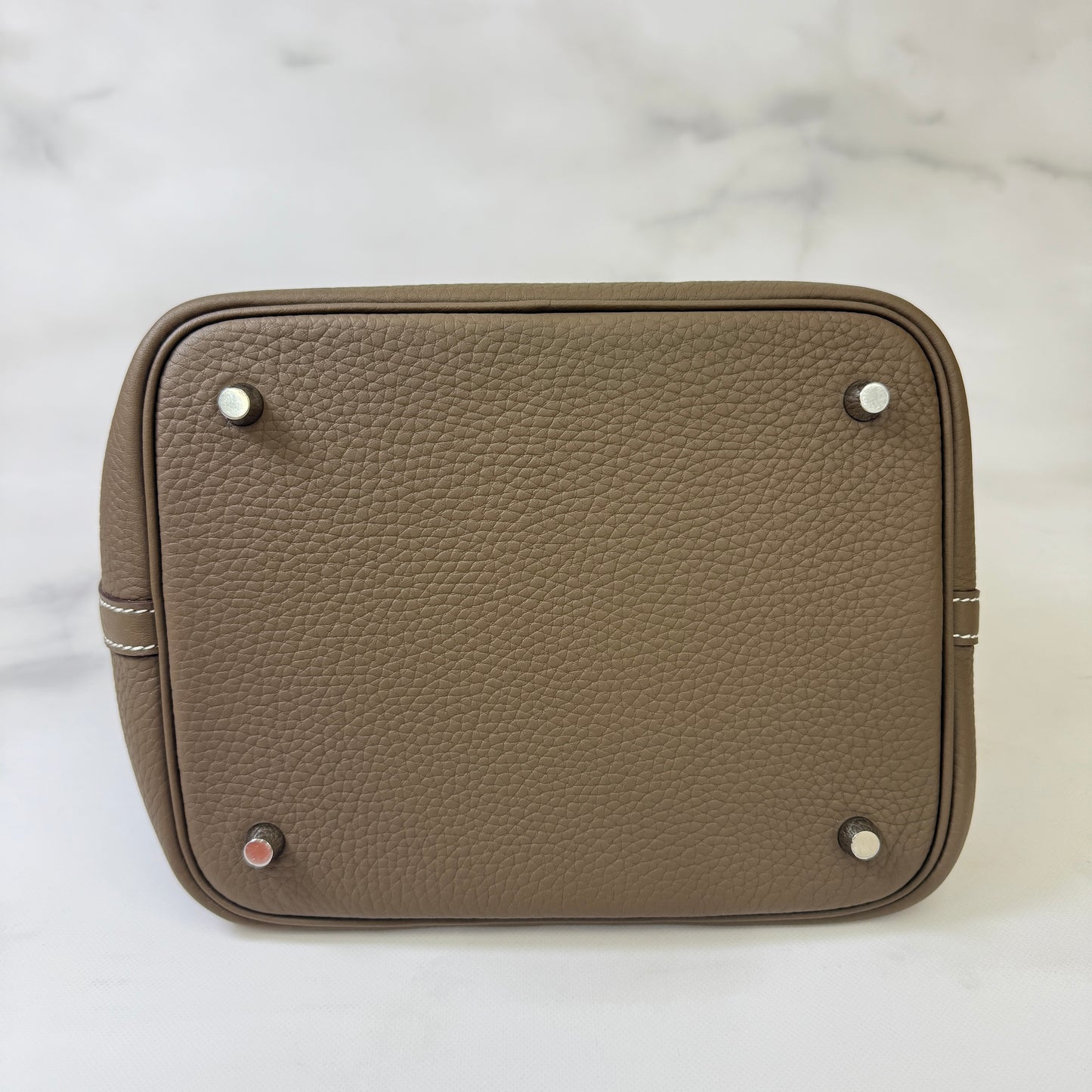 鑑定済み【 新品未使用 】エルメス ピコタンロック 22 MM トリヨンクレマンス エトゥープ シルバー金具 K刻印 ハンドバッグ