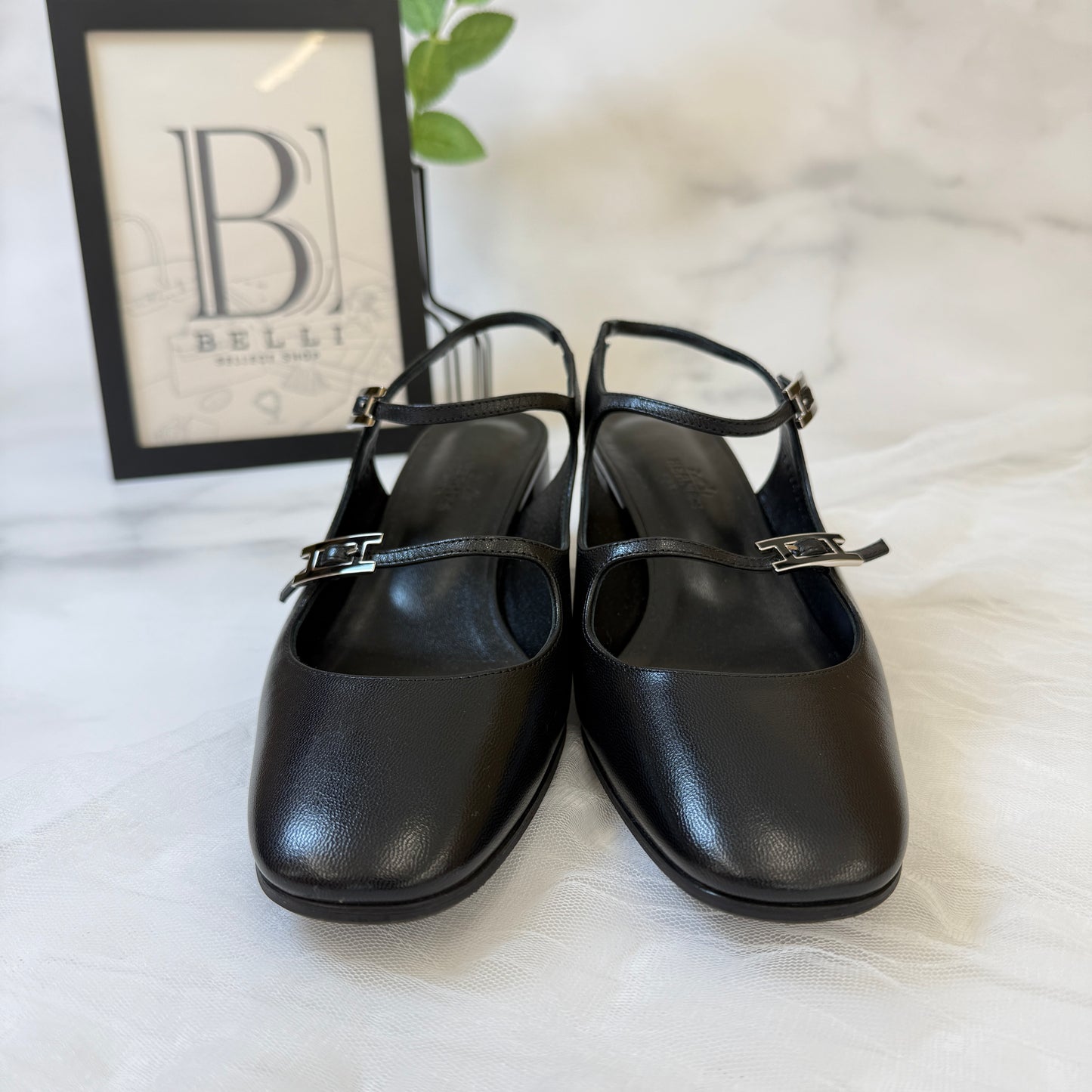 鑑定済み【 備品 】エルメス 《 ジャッキー 》 37 ( 24cm程度 ) ブラック シルバー金具 レザー シェーヴル パンプス Hロゴ アピ バックル