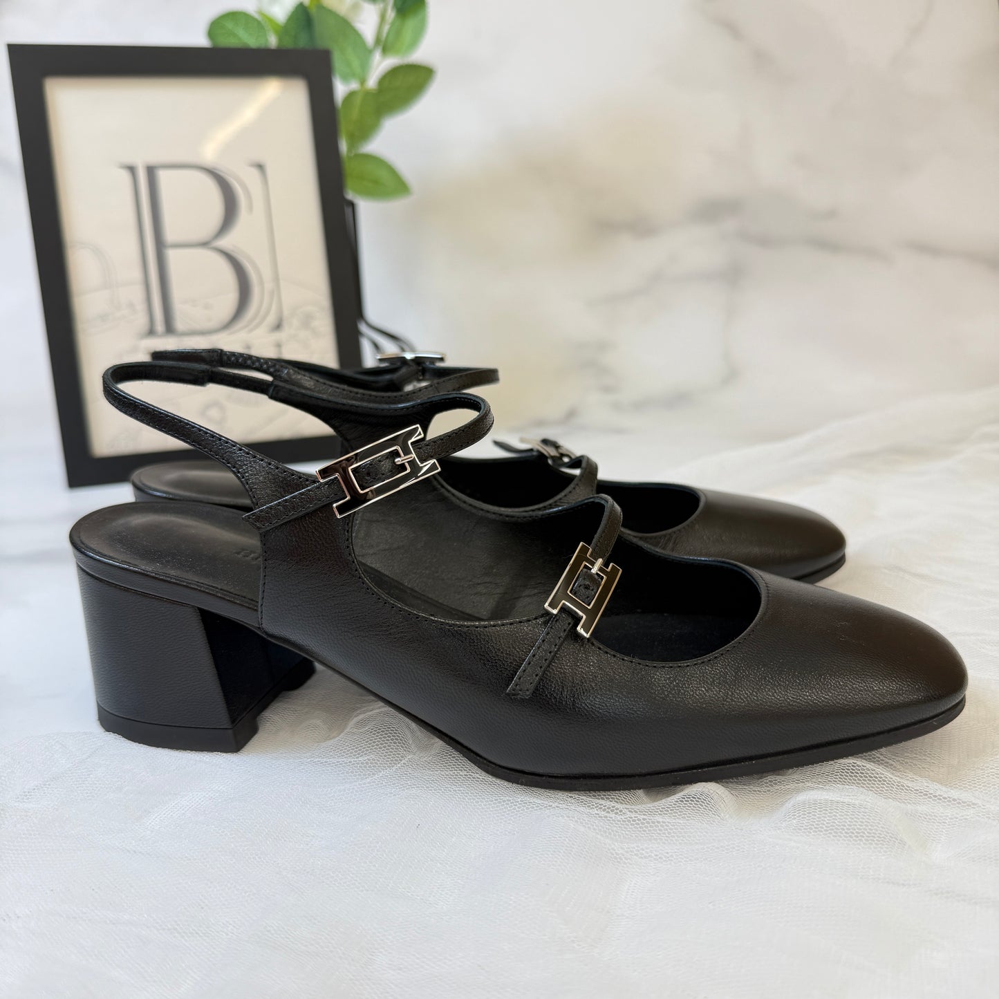 鑑定済み【 備品 】エルメス 《 ジャッキー 》 37 ( 24cm程度 ) ブラック シルバー金具 レザー シェーヴル パンプス Hロゴ アピ バックル