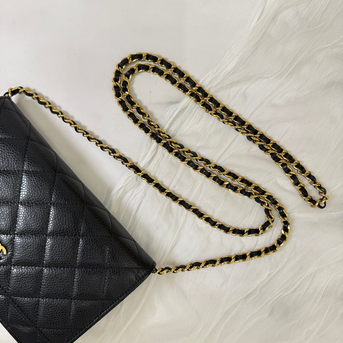 鑑定済み【 美品 】シャネル マトラッセチェーンウォレット ブラック ゴールド金具 キャビアスキン ココマーク 財布 バッグ