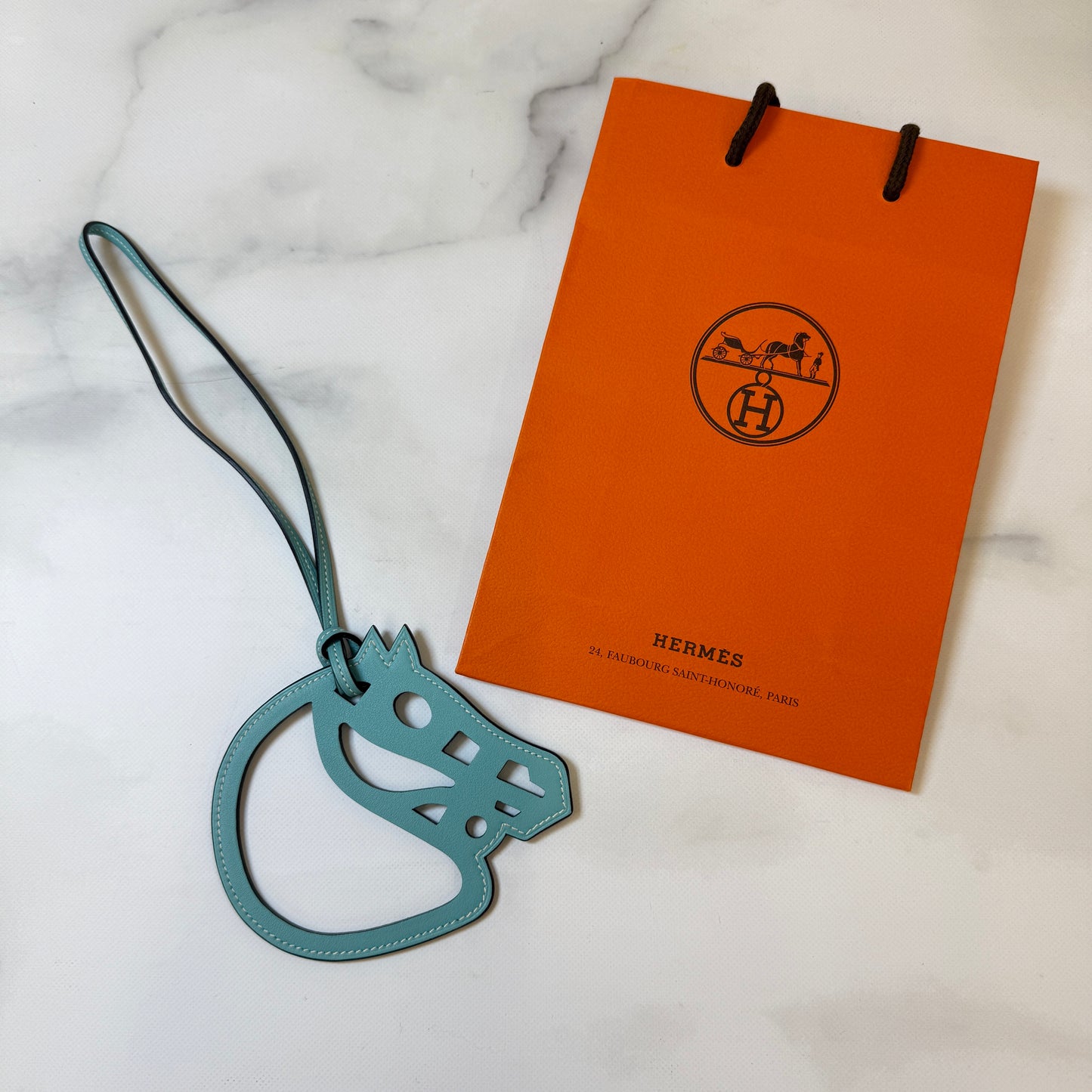鑑定済み【 美品 】エルメス 《 パドック シュヴァル 》 ブルー アトール スイフト チャーム 馬 レザー