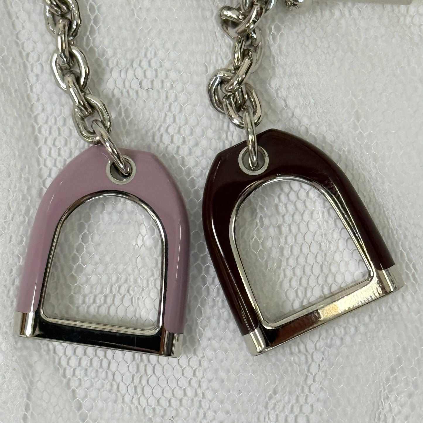 鑑定済み【 美品 】エルメス 《 エトリエ 》 グリシーヌ ボルドー ピンク系 ブラウン系 ネックレス