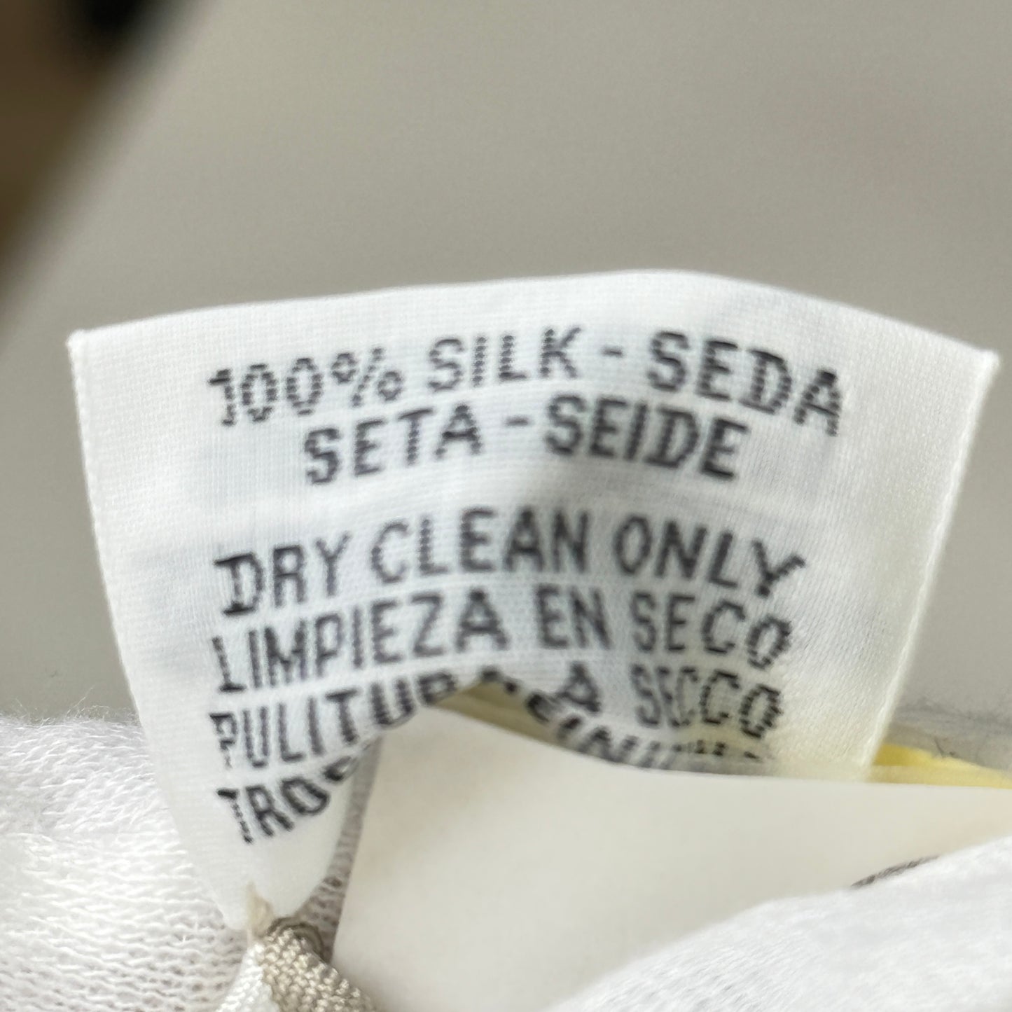 鑑定済み【 新品 】エルメス カレ 90 《 プリーズ・ホールド・ザ・ライン 》 シルク ホワイト オレンジ系 グリーン系 スカーフ