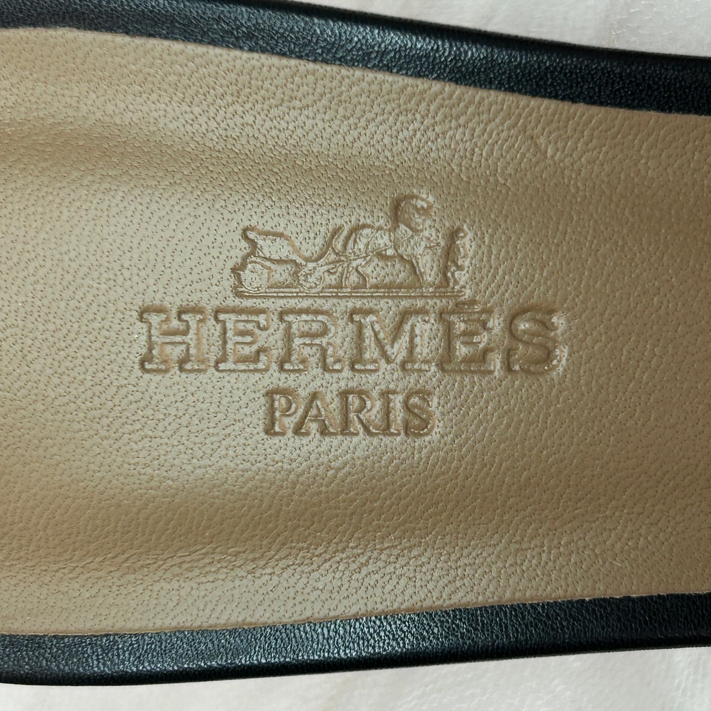 鑑定済み 【 新品 】 エルメス 《 オアジス 》 34 1/2 22cm程度 ブラック レザー サンダル Hモチーフ ステッチ ヒール
