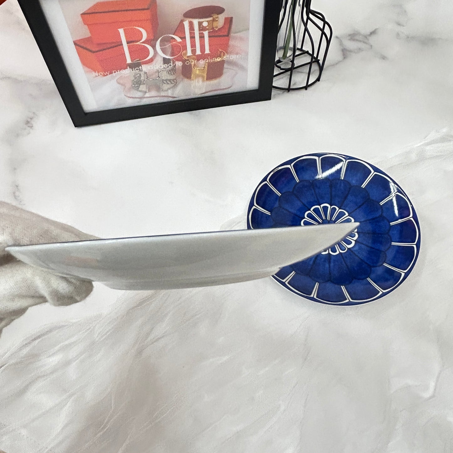 鑑定済み 【 新品未使用 】 エルメス 《 ブルーダイユール 》 2枚セット ブルー ホワイト 陶器  食器 皿 パンプレート
