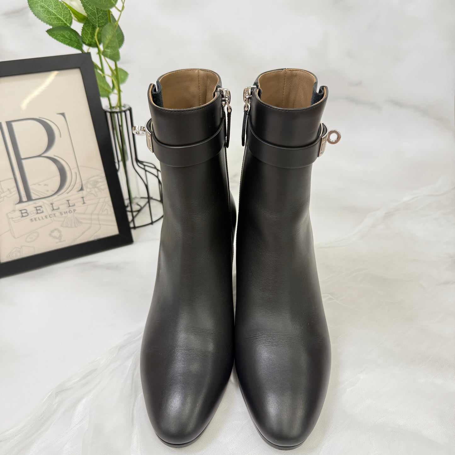 鑑定済み【 美品 】エルメス 《 サンジェルマン 》 38 ( 24.5cm程度 ) ブラック シルバー金具 レザー ショートブーツ ケリーバックル