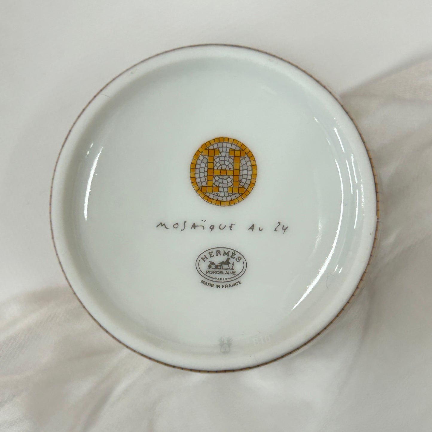 鑑定済み 【 新品未使用 】 エルメス 《 モザイク 24 》ヴァンキャトル ゴールド ホワイト ポーセリン ゴブレット 食器 コップ