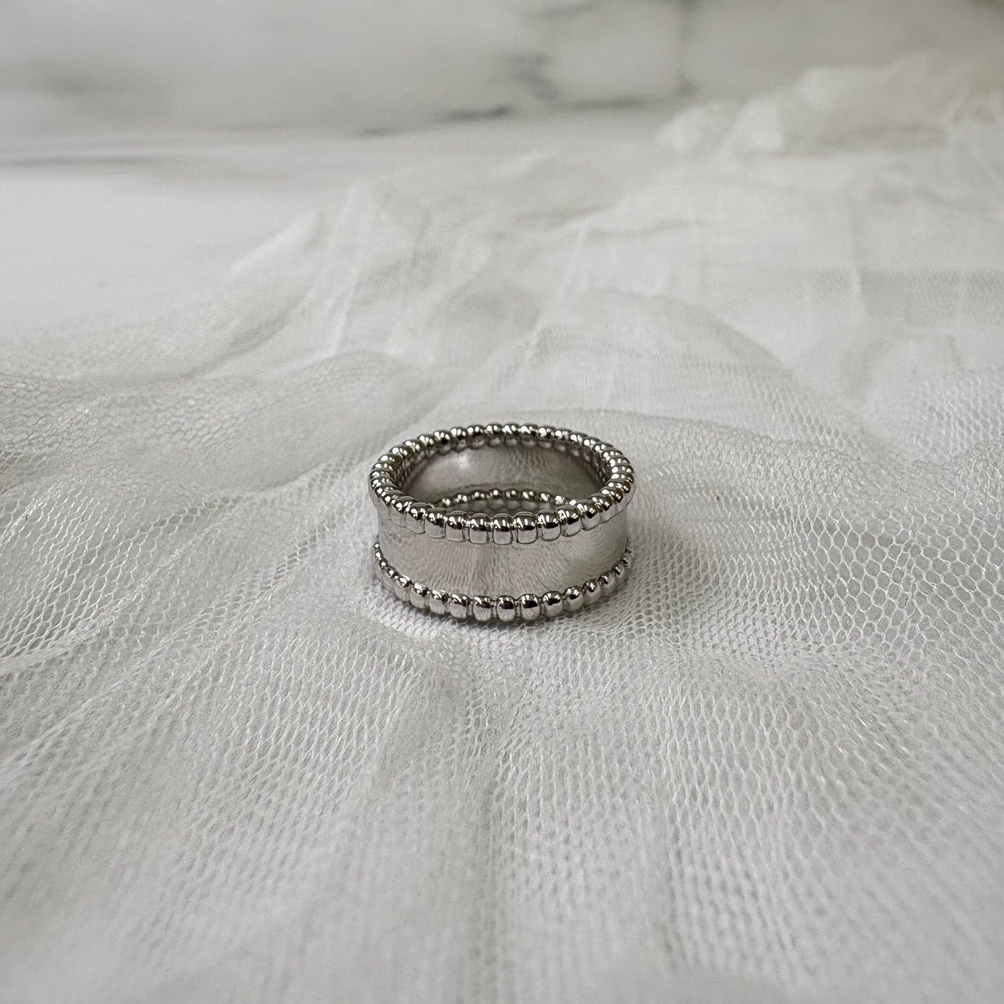 鑑定済み【 美品 】ヴァンクリーフ&アーペル 《 ペルレ シニアチュール リング 》 51 ( 11号サイズ程度 ) 18KWG ホワイトゴールド シルバー 指輪