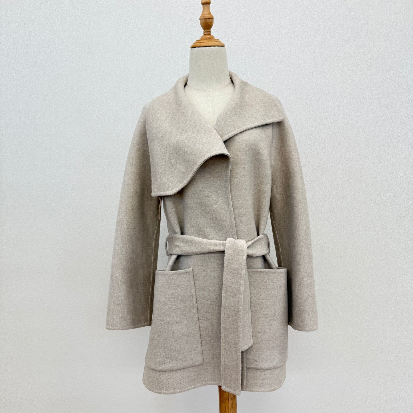 鑑定済み【 美品 】エルメス カシミアコート 34 ( 5号程度 ) 4H0104DB ベージュ ナチュラル カシミア ベルト付き アウター セリエボタン