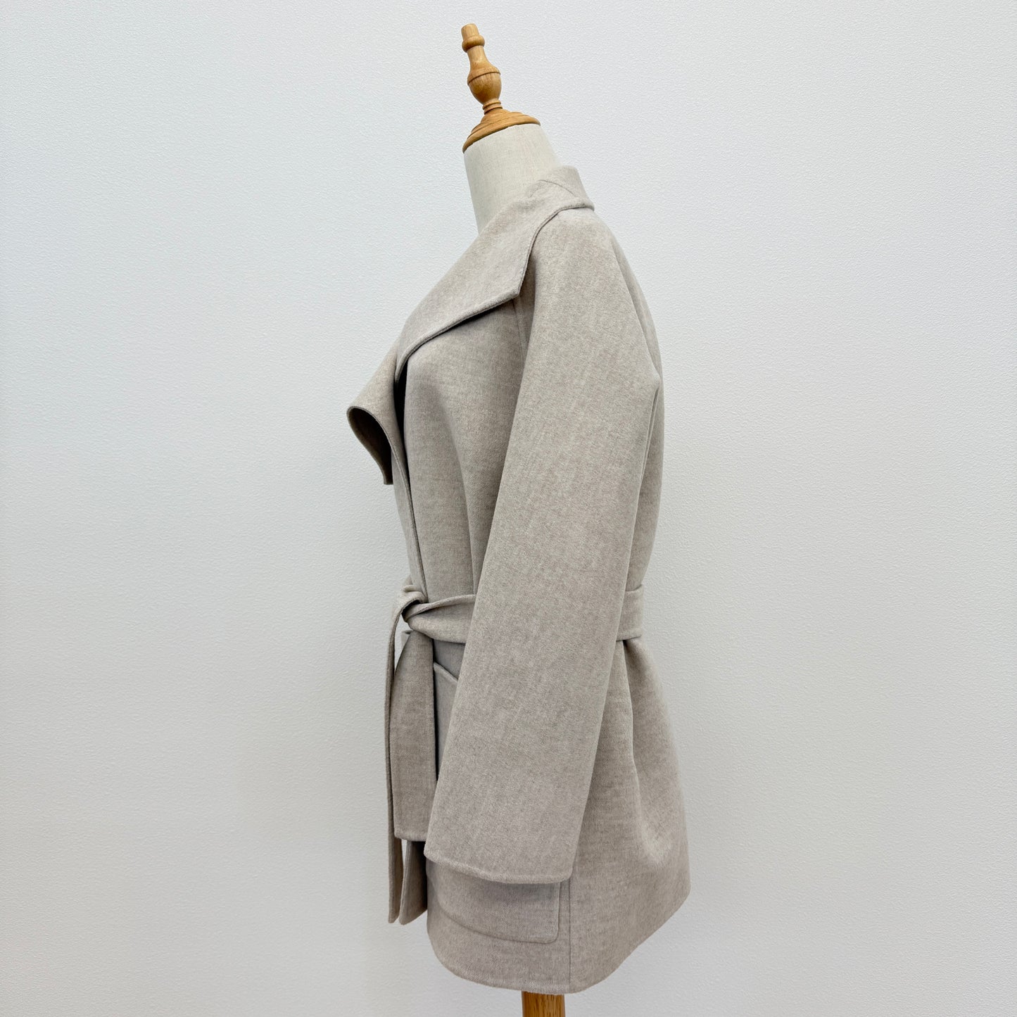 鑑定済み【 美品 】エルメス カシミアコート 34 ( 5号程度 ) 4H0104DB ベージュ ナチュラル カシミア ベルト付き アウター セリエボタン