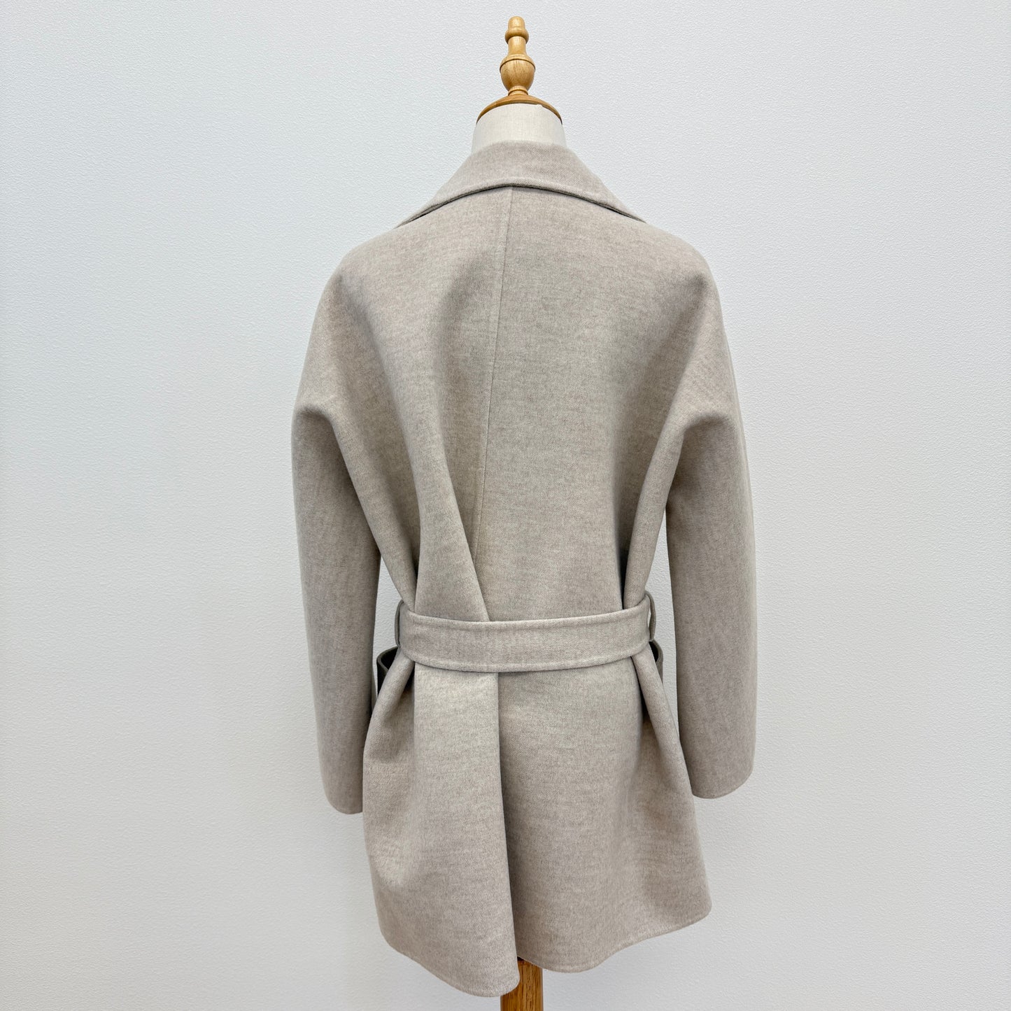 鑑定済み【 美品 】エルメス カシミアコート 34 ( 5号程度 ) 4H0104DB ベージュ ナチュラル カシミア ベルト付き アウター セリエボタン