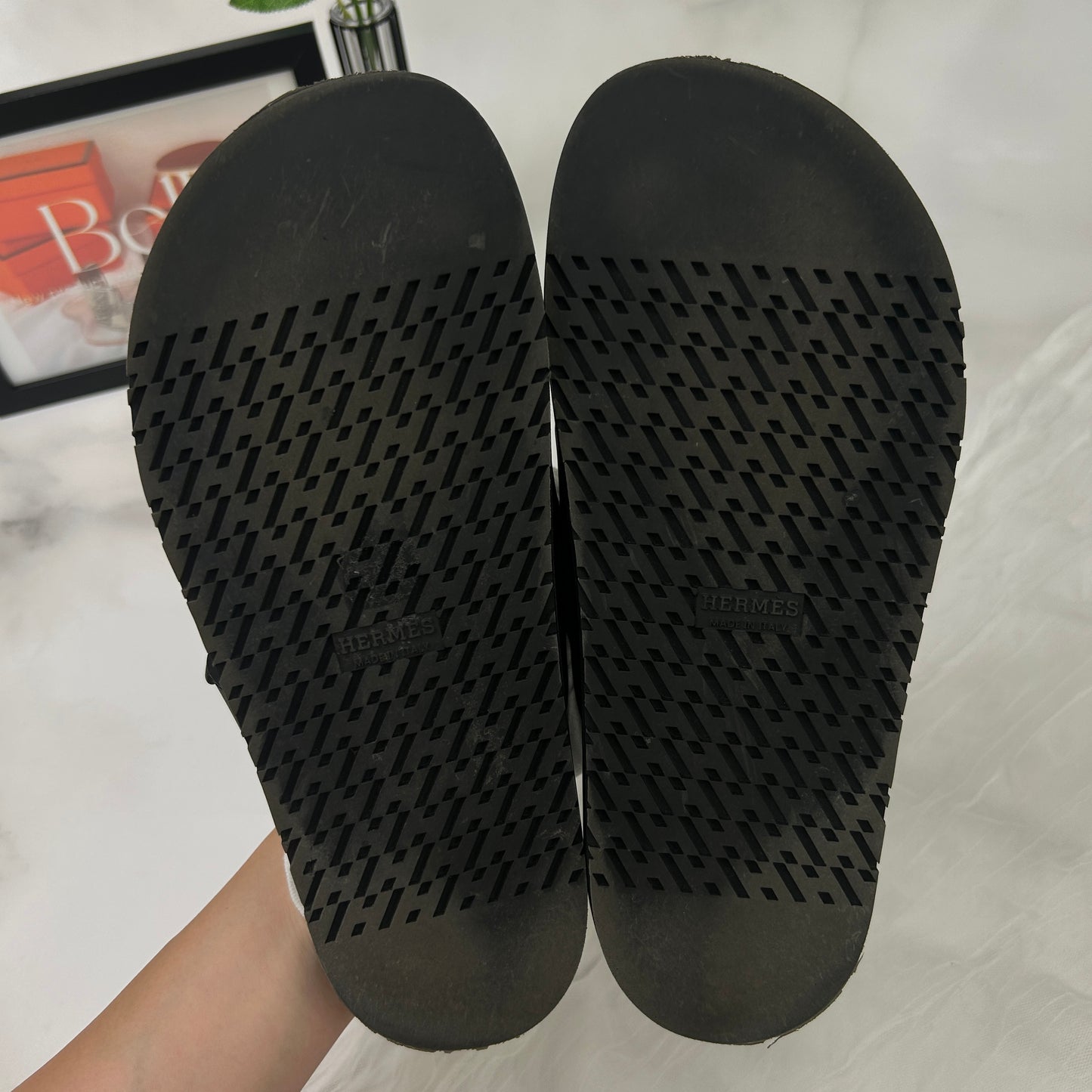 【 鑑定済み 】 エルメス 《 シプレ 》 38 24.5cm程度 ブラック 黒 シルバー金具 レザー サンダル