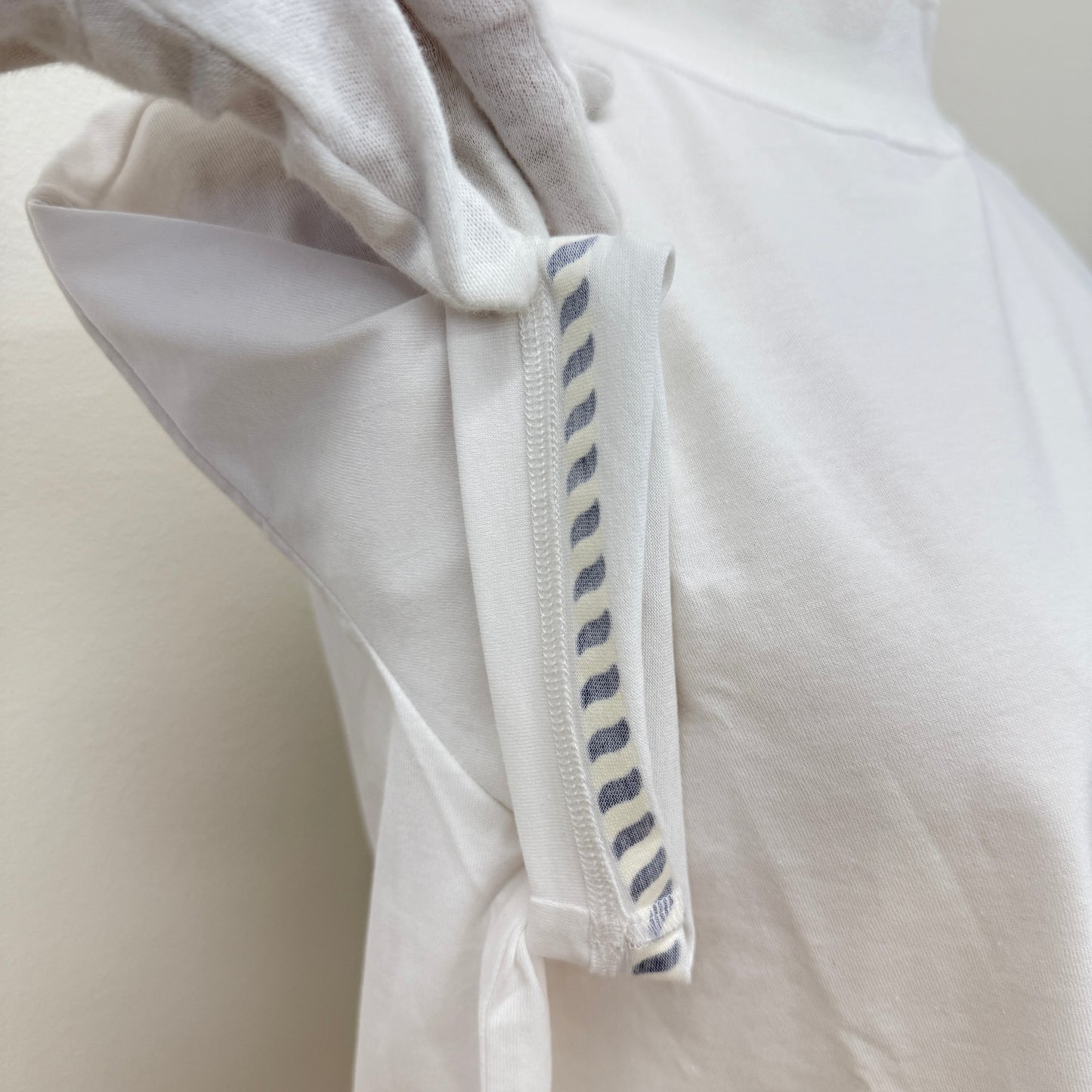 鑑定済み【 新品 】エルメス 《 CANOE 》 38 ホワイト ネイビー コットン 半袖 ボクシーTシャツ ハイネック マリン