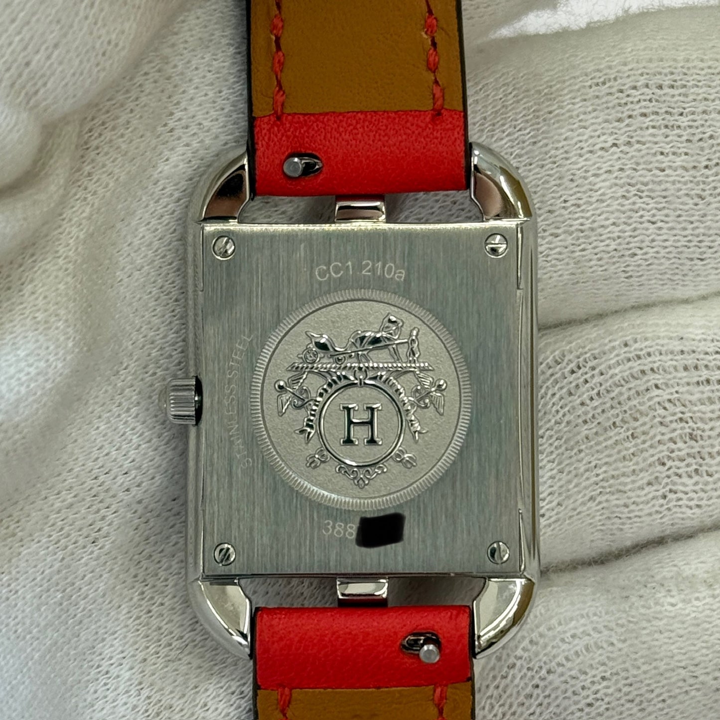 鑑定済み【 美品 】エルメス 《 ケープコッド 》 PM レッド シルバー ホワイト ステンレス CC1.210a 腕時計 替えベルト付