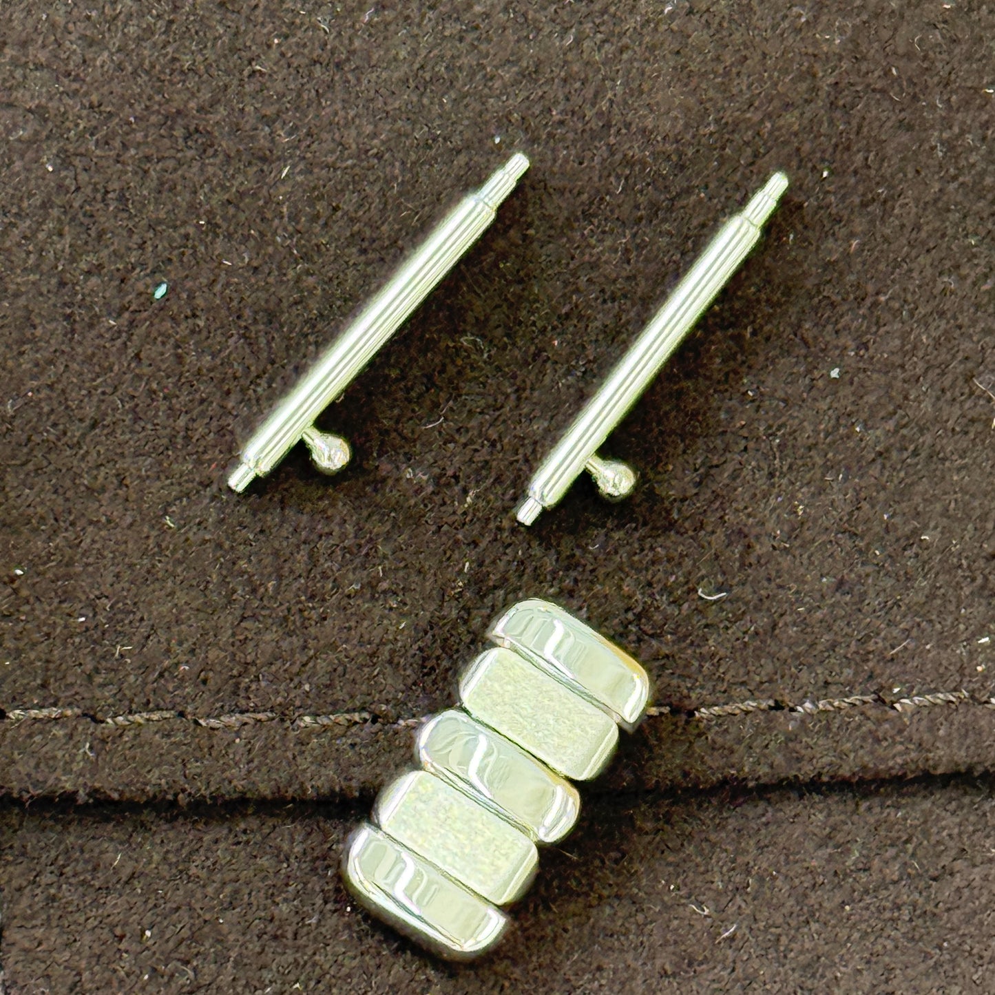 鑑定済み【 美品 】エルメス 《 ケープコッド 》 PM レッド シルバー ホワイト ステンレス CC1.210a 腕時計 替えベルト付