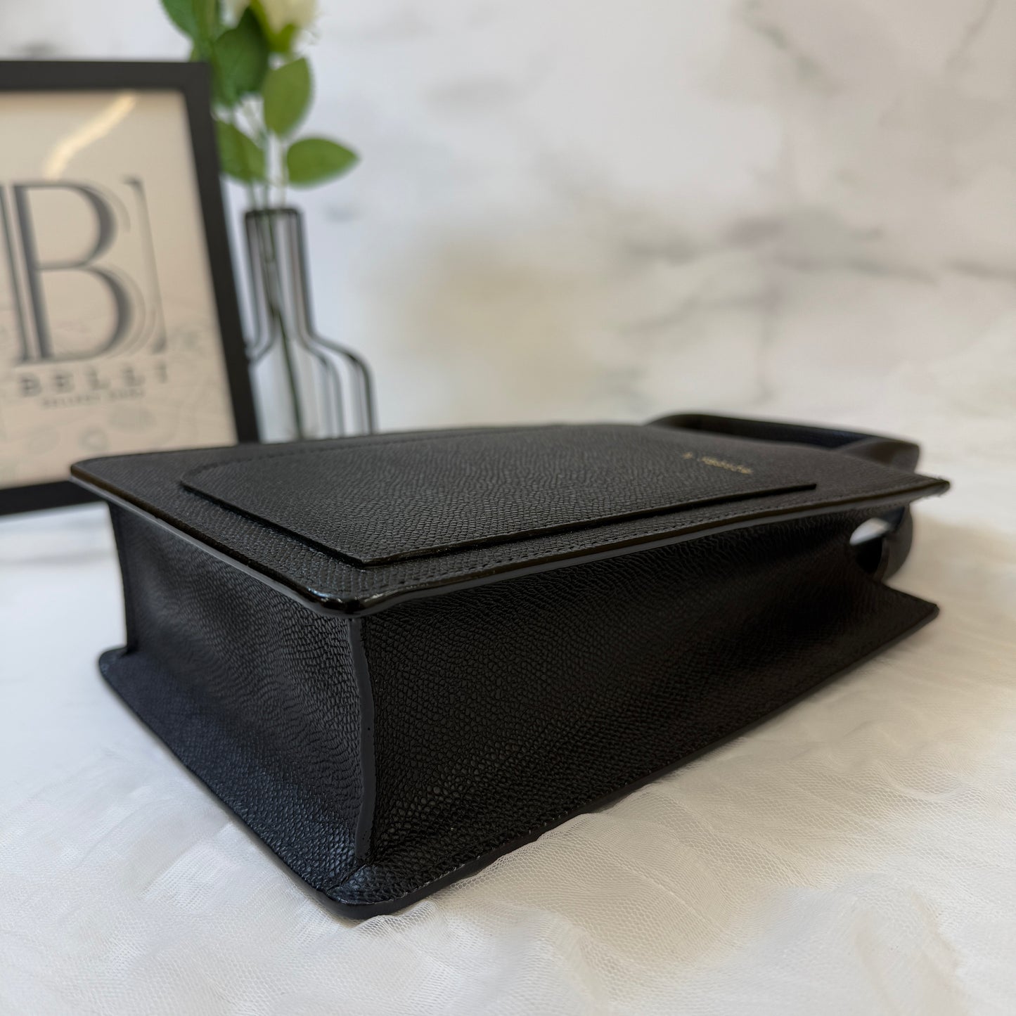 【 美品 】ヴァレクストラ 《 ボクシー マイクロ 》ブラック ソフトカーフスキン バック 2way ショルダーバック