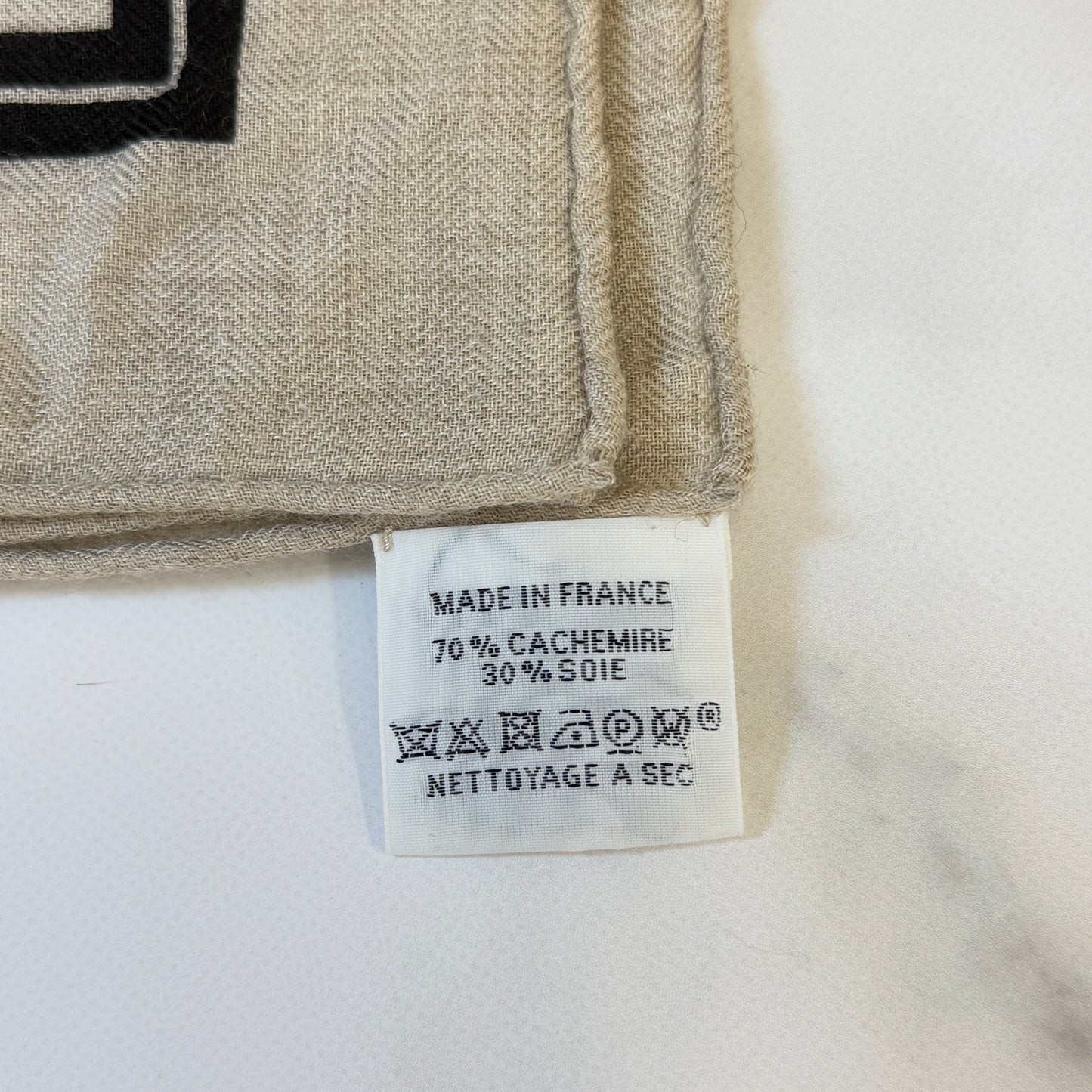 鑑定済み【 美品 】エルメス カレジェアン 140 《 鞭とグリップ 》 ベージュ ブラック カシシル スカーフ ショール 馬 ドット